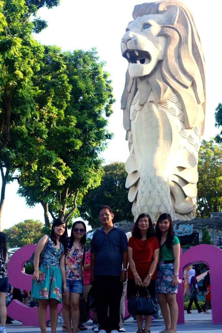 First family visit on May 2011. Kuya's MIA, he visited late that year.