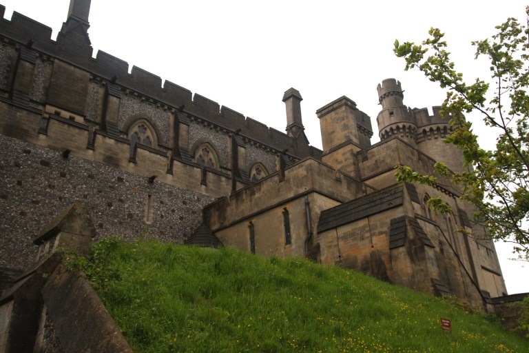 2nd Leg: Chichester, a cathedral city in South-East England. Arundel castle is probably the first castle I've seen and reminds me of King's Landing (raise your hands if you're a GoT fan :P )